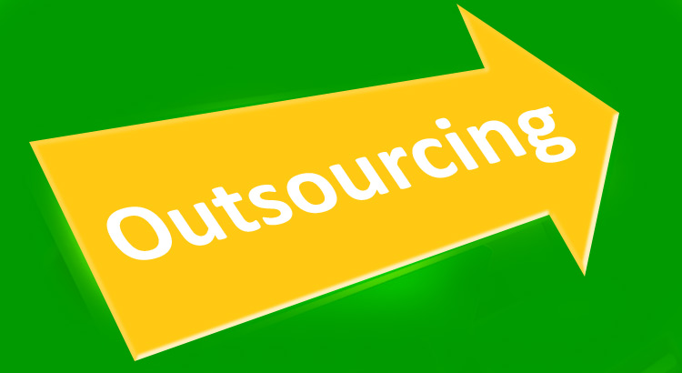 advantages of outsourcing